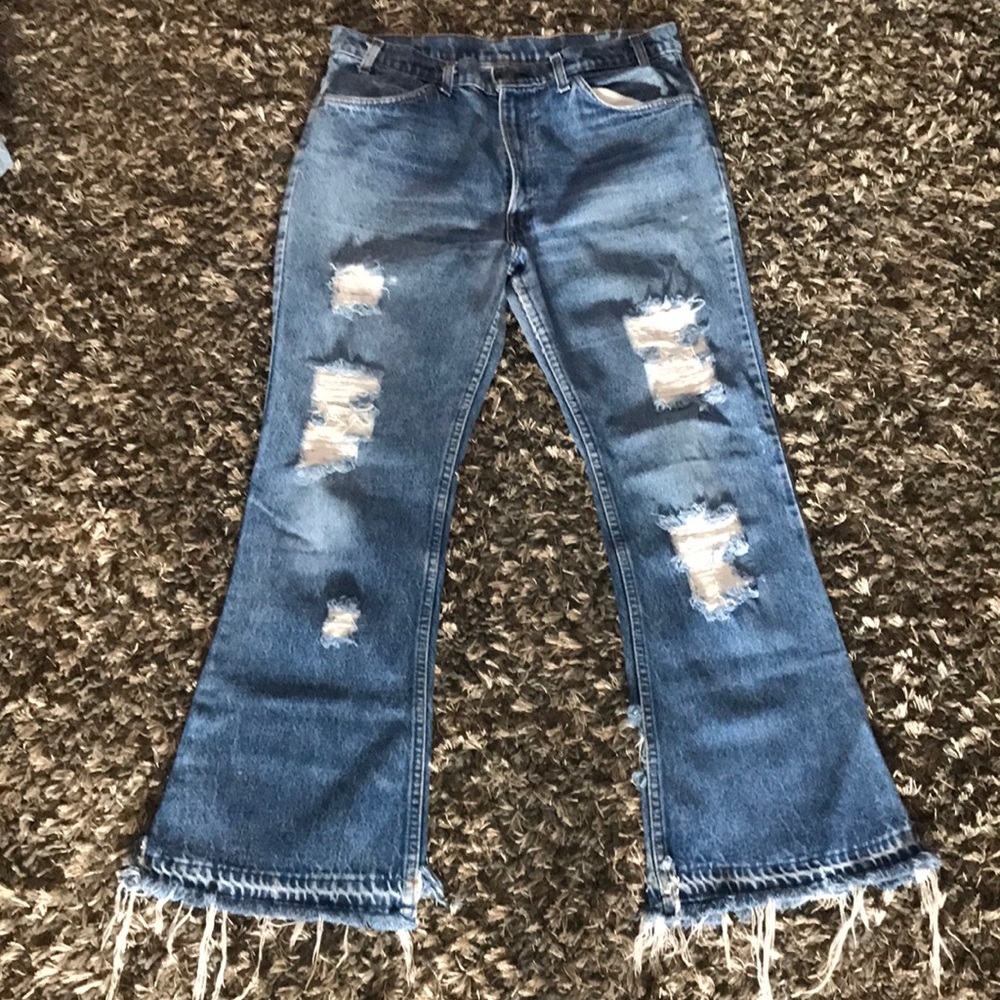 Vintage LEVIS distressed Bell bottoms fits 10